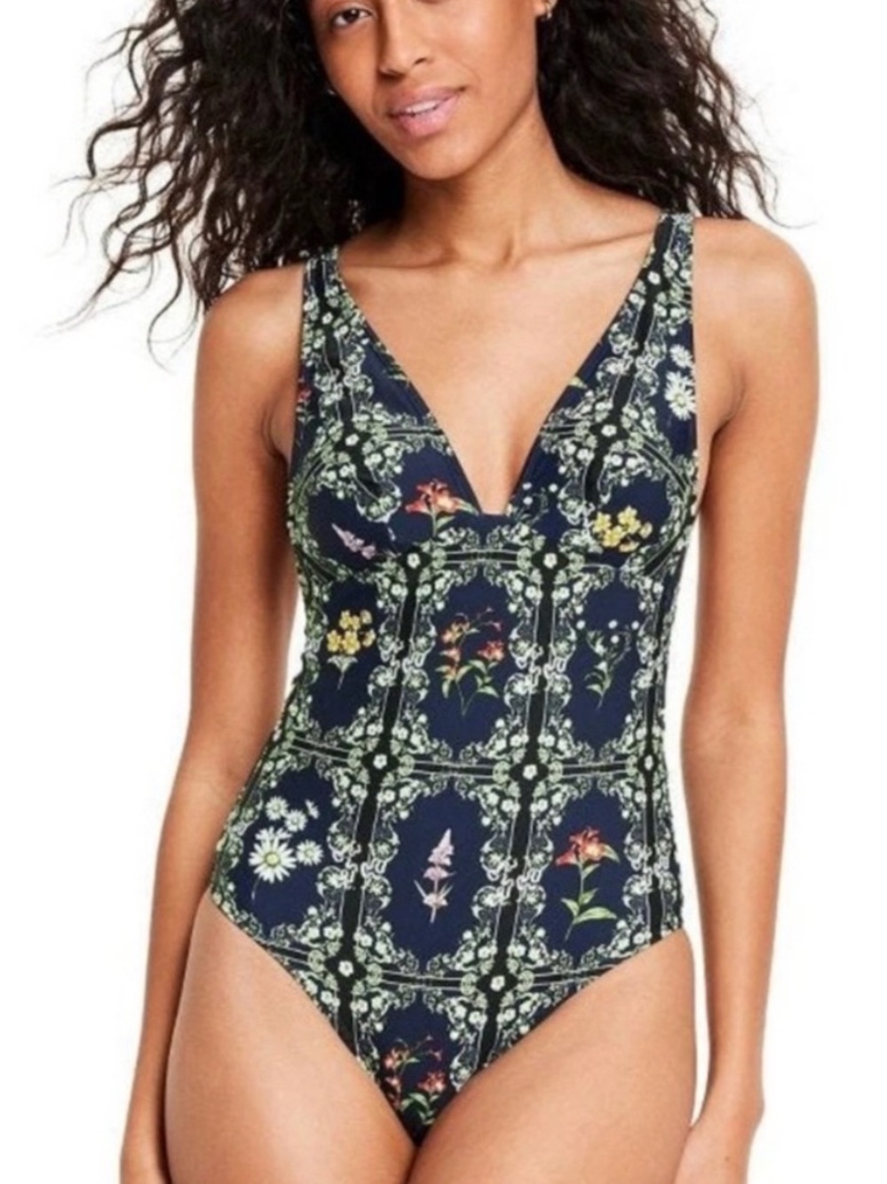 Agua Bendita x Target Dainty Floral Tile Print Cheeky One Piece
Swimsuit M Blue
